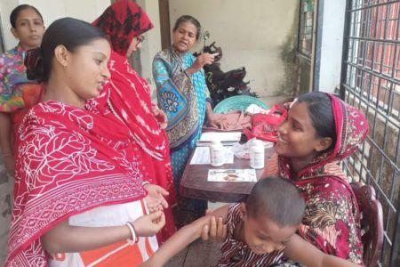 পাইকগাছায় ২৮ হাজার ৬০০ শিশুকে খাওয়ানো হলো ভিটামিন-এ 