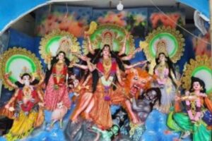 পাইকগাছায় ১৫১টি মন্দিরে অনুষ্ঠিত হবে শারদীয় দুর্গাপূজা; চলছে শেষ মুহূর্তের প্রস্তুতি