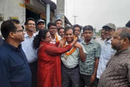 শ্রেষ্ট বিদ্যালয় নির্বাচিত