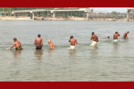 পঞ্চগড়ের বোদায় মহালয়ার পূজো দিলেন ভারতীয় সহকারী হাইকমিশনার মনোজ কুমার