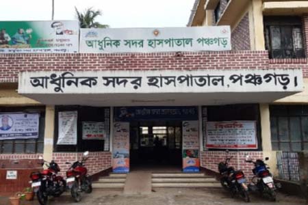 বিদ্যুৎস্পৃষ্ট হয়ে চালকের মৃত্যু