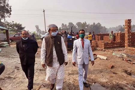 পঞ্চগড়ের সাবেক ছিটমহলের আশ্রয়ণ প্রকল্পের কাজ পরিদর্শন করলেন মজাহারুল হক এমপি 