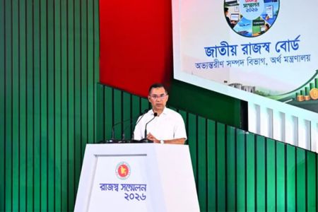 ফ্যাসিবাদমুক্ত বাংলাদেশে এবার ঘুরে দাঁড়ানোর পালা – প্রধানমন্ত্রী