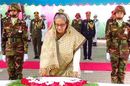 চতুর্থবারের মতো সরকার গঠন করে বঙ্গবন্ধুর সমাধিতে প্রধানমন্ত্রী ও মন্ত্রিপরিষদের শ্রদ্ধা