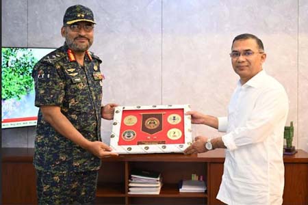 প্রধানমন্ত্রীর সঙ্গে আনসার