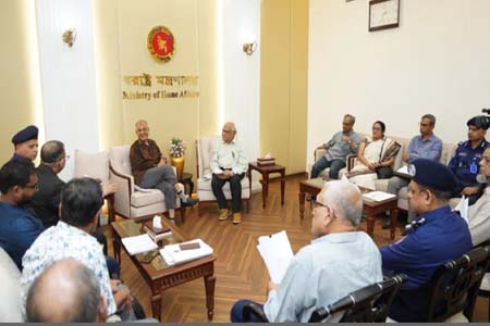 পুলিশ ভেরিফিকেশনের ক্ষেত্রে রাজনৈতিক পরিচয় বিবেচনা করা হবে না -পুলিশ সংস্কার কমিশন চেয়ারম্যান