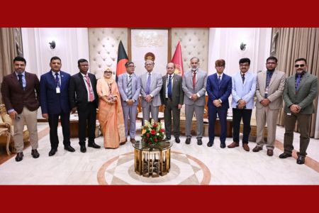 সংঘাতের রাজনীতি পরিহার করে সমঝোতার পরিবেশ তৈরির আহ্বান রাষ্ট্রপতির