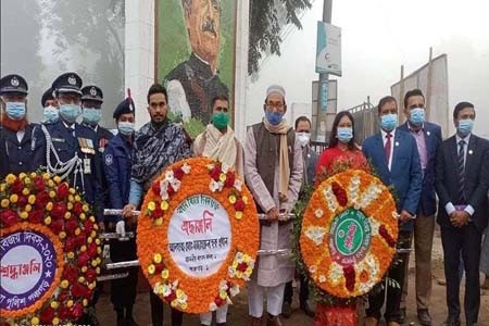 পঞ্চগড়ে যথাযথ মর্যাদায় মহান বিজয় দিবস পালিত