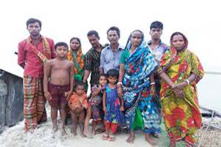 করোনার প্রভাবে পাইকগাছার জেলে পরিবারগুলো মানবেতর জীবন যাপন