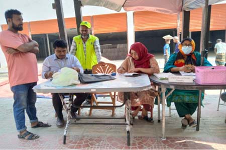 নিষিদ্ধ পলিথিন নিয়ন্ত্রণে অভিযান