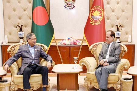 কমিশনকে দায়িত্বশীল ভূমিকা