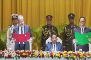 বাংলাদেশের ২৩তম রাষ্ট্রপতি হিসেবে শপথ নিলেন মির্জা ফখরুল ইসলাম আলমগীর