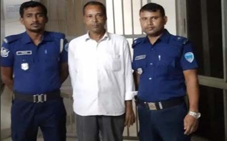 আসামির কান্ড