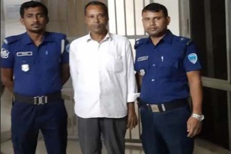 আসামির কান্ড