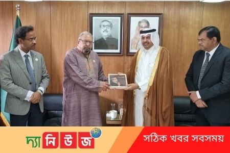 কাতারের রাষ্ট্রদূতের সাক্ষাৎ