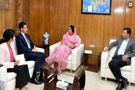 বিমান পরিবহন ও পর্যটন মন্ত্রীর সাথে নেপালের রাষ্ট্রদূতের সাক্ষাৎ
