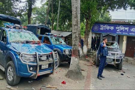 দুই ইউপি চেয়ারম্যানসহ ২১ জনের নামে মামলা