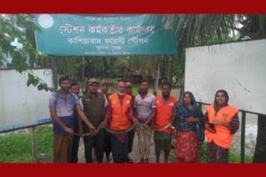 লোকালয়ে অজগরের আনাগোনা, সুন্দরবনের খাদ্যসংকট নিয়ে শঙ্কা