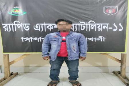 শীর্ষ সন্ত্রাসী দেলু গ্রেপ্তার