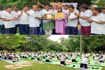 রমনা পার্কে আন্তর্জাতিক যোগ ব্যায়াম দিবস