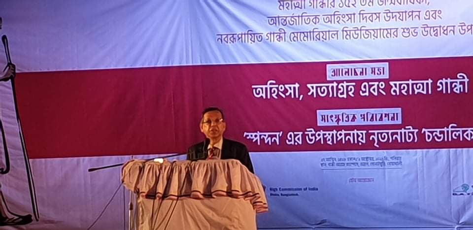 যুদ্ধ মুক্ত বিশ্ব গঠনে মহাত্মা গান্ধীর দর্শন মানুষকে অনুপ্রাণিত করে: আইনমন্ত্রী