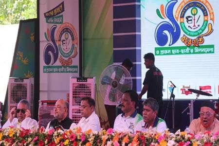 স্মার্ট বাংলাদেশ বিনির্মাণে সবাইকে একযোগে কাজ করতে হবে: ত্রাণ প্রতিমন্ত্রী