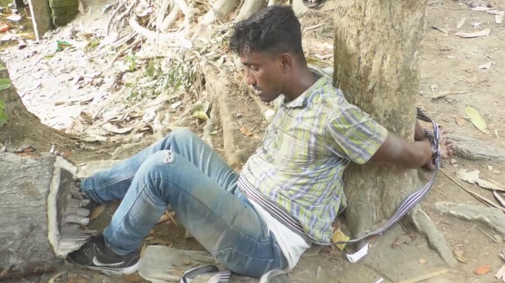 ৩দিনে দুই শিশুকে ধর্ষণে গণধোলাই দিয়ে গাছের সাথে বেঁধে রেখেছে জনতা