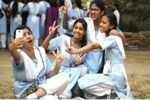 এসএসসি খাতা পুনর্নিরীক্ষণে ৩৬৬৬ শিক্ষার্থী ফেল থেকে পাস, জিপিএ-৫ পেলেন ২৭৪০ জন
