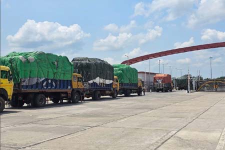 ট্রাক ফেরত