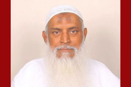 রিয়াদ বিমানবন্দরে হামলার তীব্র নিন্দা ও ক্ষোভ প্রকাশ ,আহত বাংলাদেশিদের পাশে ধর্মমন্ত্রী কায়কোবাদ