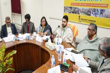 পরিবহন খাতে রাজনৈতিক দুর্নীতি বন্ধ করতে হবে -তথ্য ও সম্প্রচার উপদেষ্টা