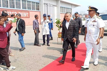 মোংলা বন্দরকে ব্যবসায়ী-বান্ধব হিসেবে গড়ে তোলা হবে - নৌপরিবহন মন্ত্রী