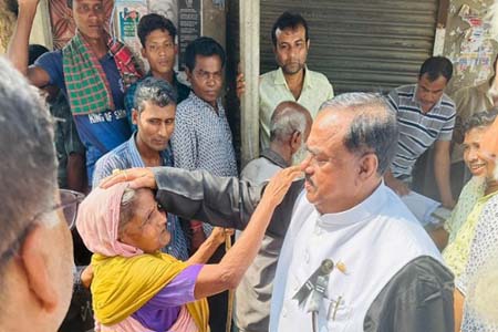 এ মাসে খাদ্য বান্ধব কর্মসূচিতে কার্ডধারীরা ষাট কেজি চাল পাবেন  -খাদ্যমন্ত্রী
