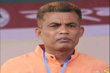 আরবপুরে বিপুল ভোটে বিজয়ী শাহারুল