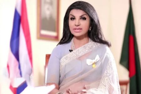 সাইদা মুনা তাসনিমসহ পরিবারের ৪ জনের বিদেশযাত্রায় নিষেধাজ্ঞা