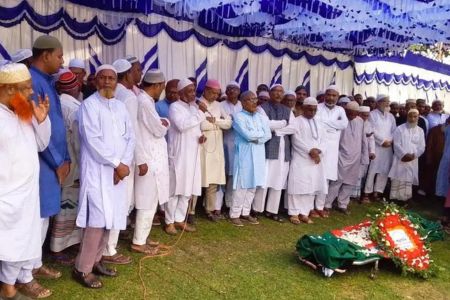 রাষ্ট্রীয় মর্যাদায় চিরবিদায় নিলেন স্বাধীনতার সূর্যসন্তান বীর মুক্তিযোদ্ধা সাইদুর রহমান
