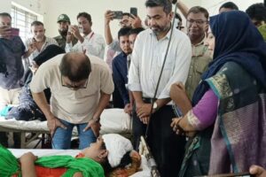 ১৭ বছরে স্বাস্থ্য খাতে ব্যাপক লুটপাট হয়েছে, মহেশপুরে স্বাস্থ্যমন্ত্রী