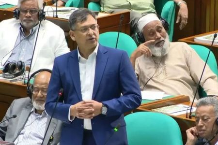 সংসদে বিরোধীদের ওয়াকআউটকে ‘বাহানা ও সাজানো’ বললেন স্বরাষ্ট্রমন্ত্রী