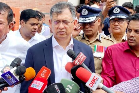 আগস্টে নিষিদ্ধ ঘোষিত গোষ্ঠীর তৎপরতা; সতর্ক থাকার আহ্বান স্বরাষ্ট্রমন্ত্রীর