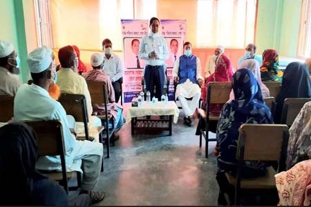 সাধারণ মানুষের সমস্যা নিয়ে সালথায় ডিসির গণশুনানি