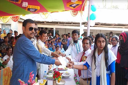 সালথার সাড়ুকদিয়া উচ্চ বিদ্যালয়ের বার্ষিক ক্রীড়া প্রতিযোগিতা ও পুরস্কার বিতরণ