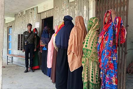 উপ নির্বাচনে ভোটার উপস্থিতি কম