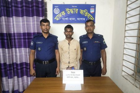 শার্শায় পুলিশের অভিযানে ইয়াবা ট্যাবলেটসহ এক মাদক কারবারি আটক