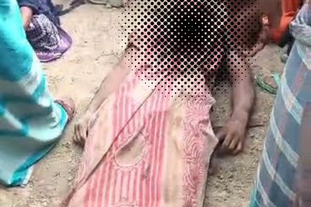 নাভরন-সাতক্ষীরা সড়কে কাভার্ট ভ্যানের ধাক্কায় দুই মটর সাইকেল আরোহী নিহত