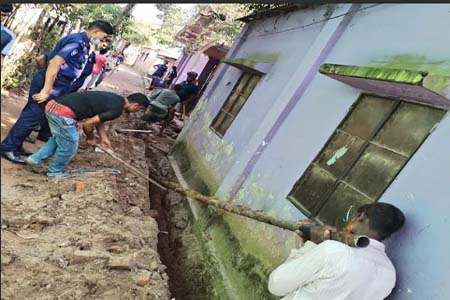 অবৈধ গ্যাস সংযোগ বিচ্ছিন্নে অভিযান