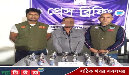 শার্শায় ডিবির অভিযানে