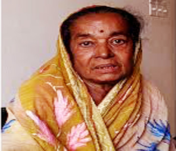 স্বামী সন্তানহারা বিধবা শেফালীর মাথাগোঁজার ঠাই কেড়ে নিলেন ইউএনও