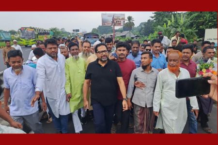 শিবচরে গৃহায়ন ও গণপূর্ত প্রতিমন্ত্রী আহম্মদ সোহেল মনজুরকে বিএনপির সংবর্ধনা