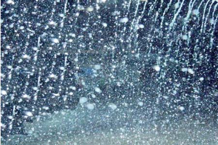 ঝড়ো হাওয়াসহ শিলা বৃষ্টি