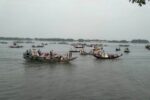 শ্যামনগরে খোলপেটুয়া নদীতে প্রতিমা বিসর্জনে মিলনমেলা